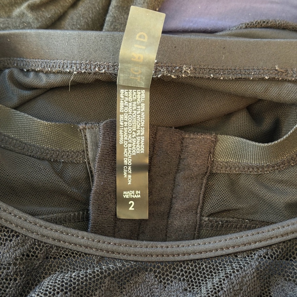 Torrid Black Lace One Piece Swimsuit size 2 - Picture 10 of 11